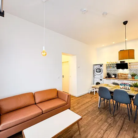 Great 4-room In Prenzlauer Berg Διαμέρισμα *