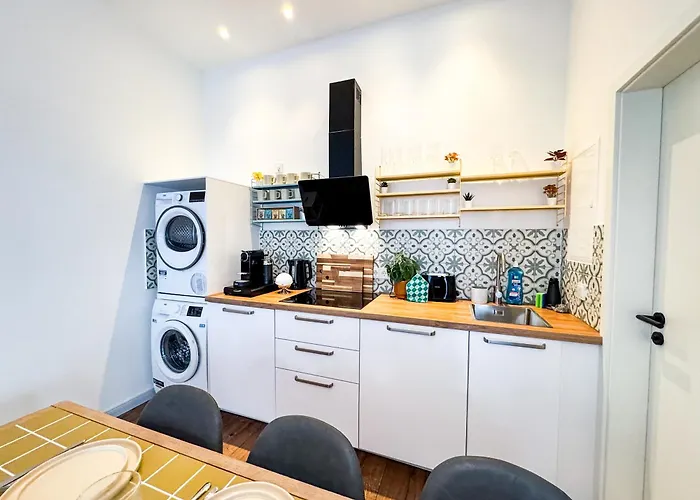 Great 4-room In Prenzlauer Berg Lägenhet Berlin